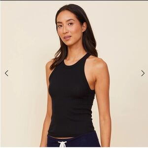 The Ultimate Tank, Monrow size Large